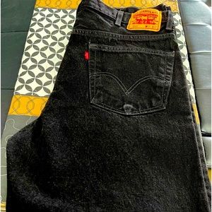 Levi’s 550 relaxed fit jeans in solid black size W40 L32